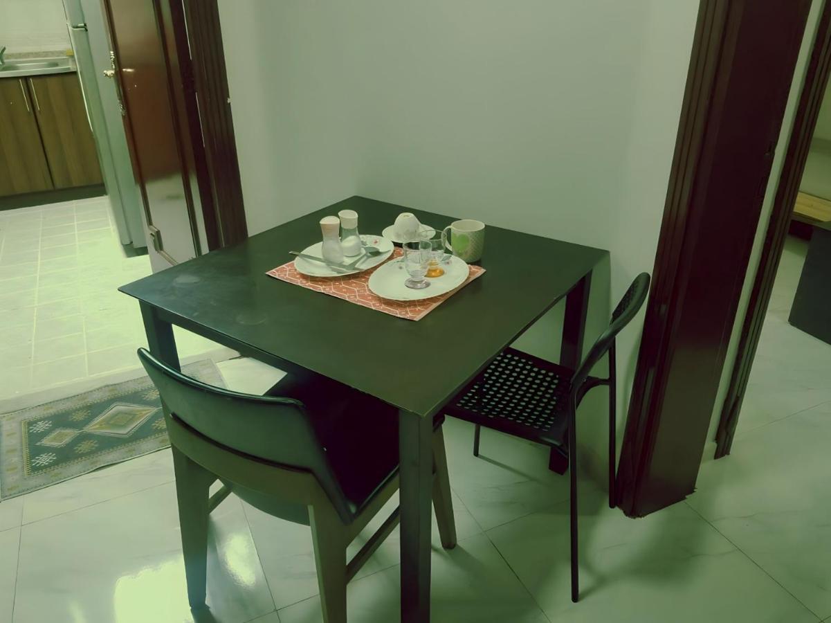 Abu Dhabi Centre - Unique Room Екстер'єр фото
