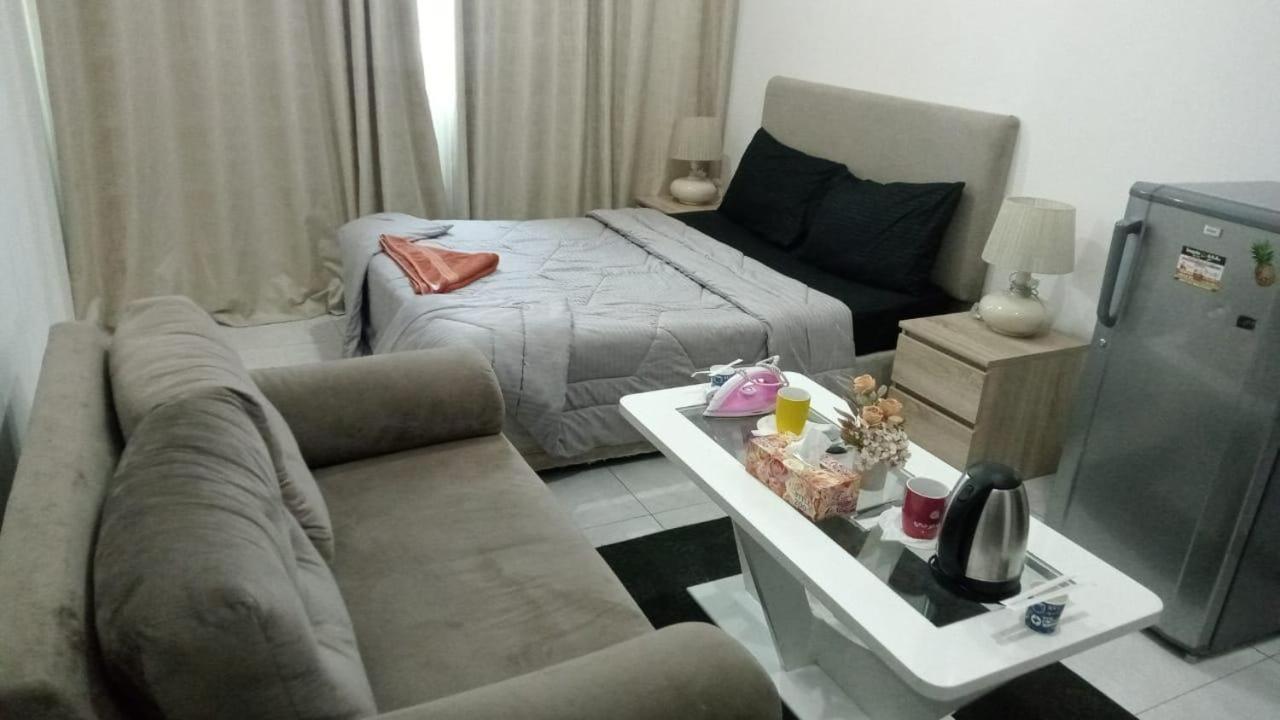 Abu Dhabi Centre - Unique Room Екстер'єр фото
